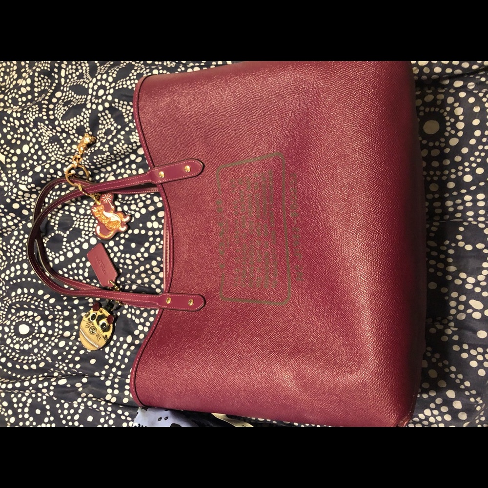 **SOLD**Coach Reversable Party Cat Tote - Picture 11 of 13